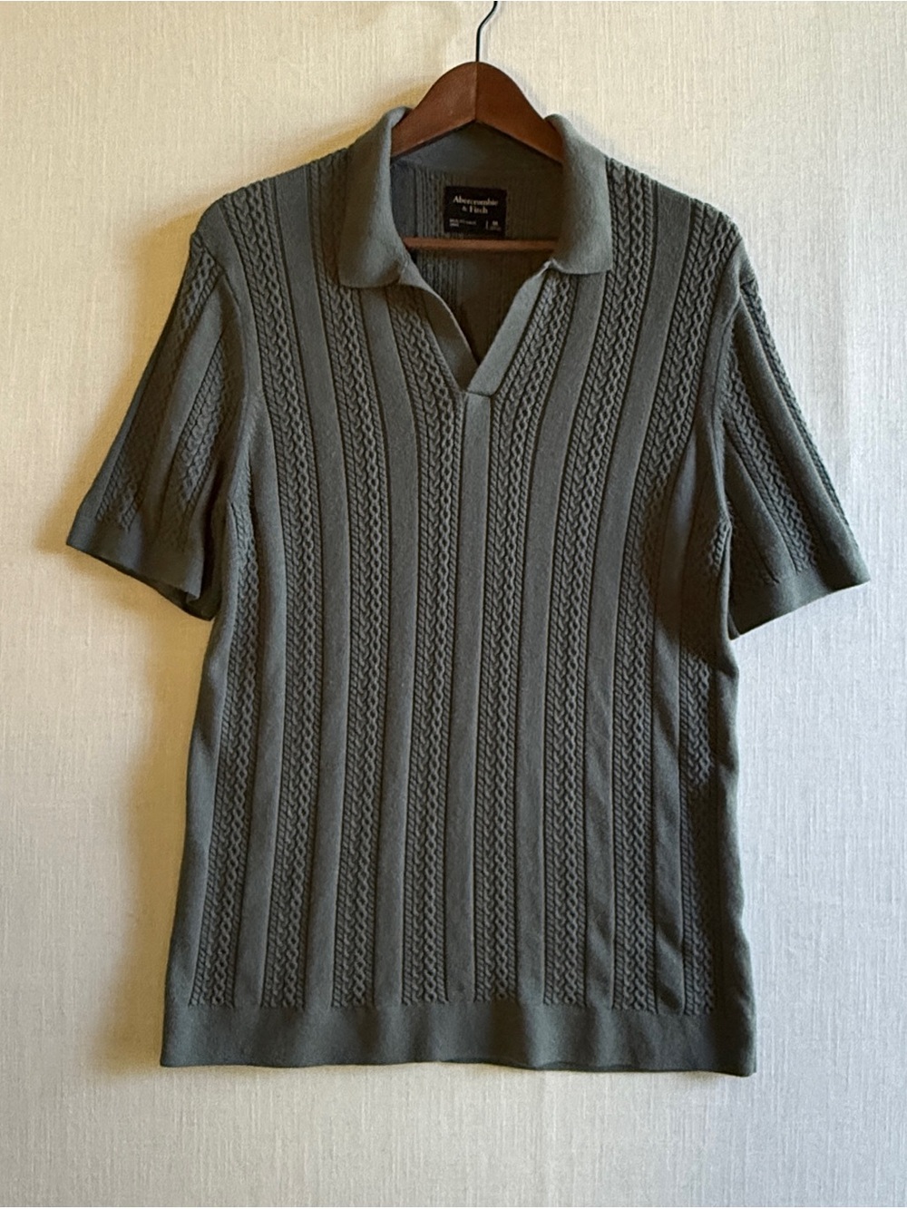 Abercrombie & Fitch Men's M Sage Green Cable Knit Short Sleeve Sweater Polo Shir